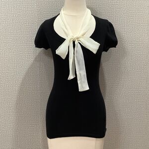 The Limited Short Sleeve Knit Bow Top Sweater sz XS Black Cream Pullover NWT